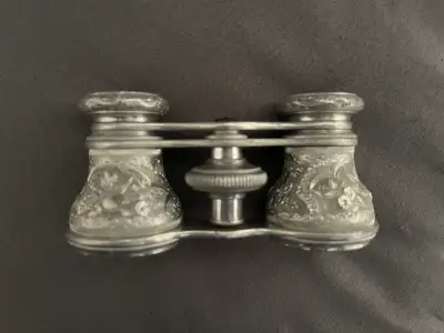 I have a pair of RARE mid 19th century (1840 - 50’s) antique Lemaire Fabt Paris opera glasses in a s...