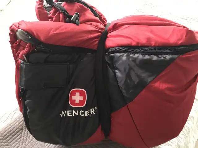 Swiss Wenger double layer removable and head cover $30.00 in Other in Miramichi - Image 2