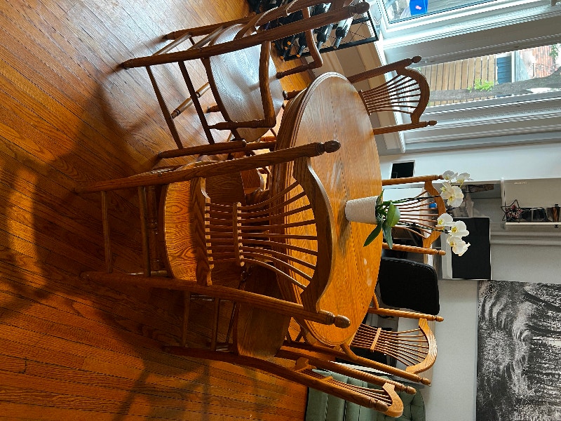 Solid oak table with leaf and 6 chairs Dining Tables & Sets