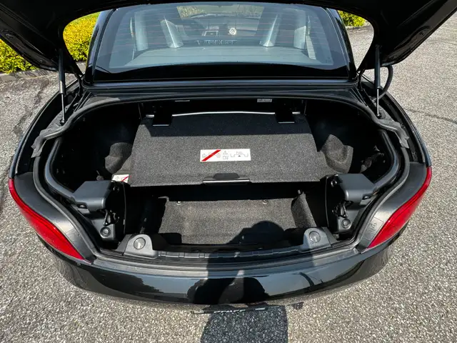 2011 BMW Z4 convertible in Cars & Trucks in Barrie - Image 11