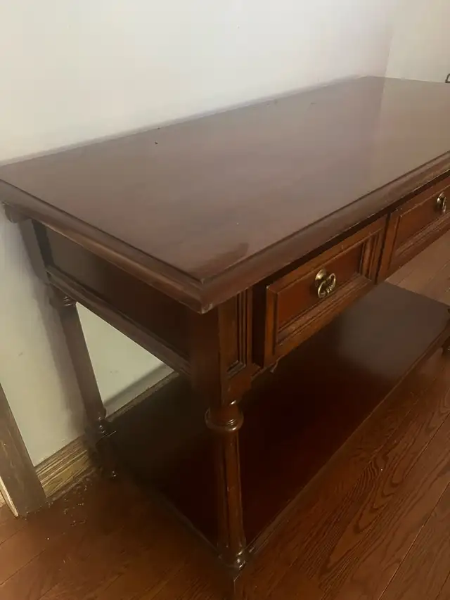 Traditional Hall or Sofa Table in Other Tables in Ottawa - Image 3