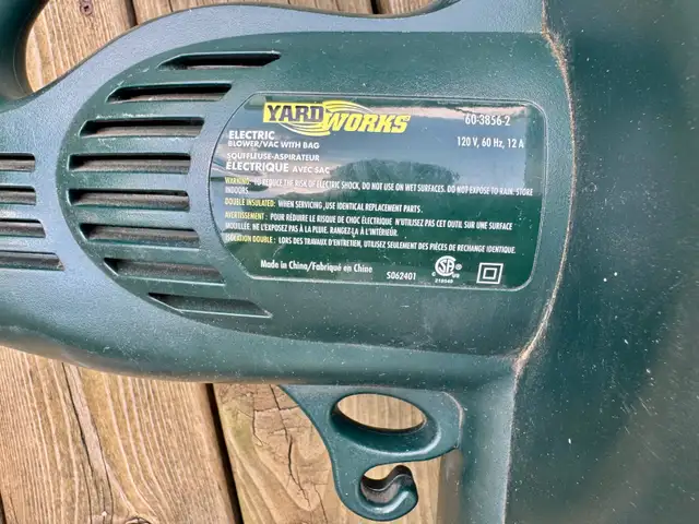 Electric Blower/Vac with Bag in Lawnmowers & Leaf Blowers in Kitchener / Waterloo - Image 8