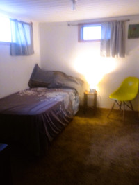 Furnished room $525 all incl. short or long term - near broadway