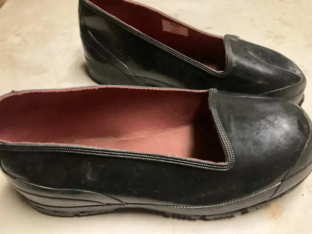ACTON COUVRE BOTTE DE TRAVAIL 10 in Men's Shoes in Laurentides - Image 3
