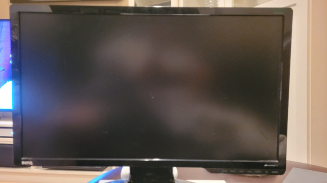 BenQ G2420HD LCD Monitor. in Monitors in Calgary