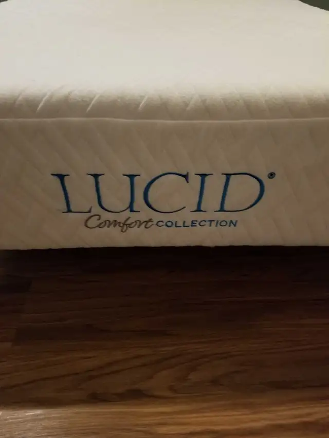 Twin/Full Mattress in Beds & Mattresses in Oshawa / Durham Region - Image 2