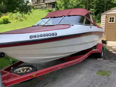 This 2002 Chaparral Bowrider is a well-loved vessel that is ready for new adventures on the water. A...