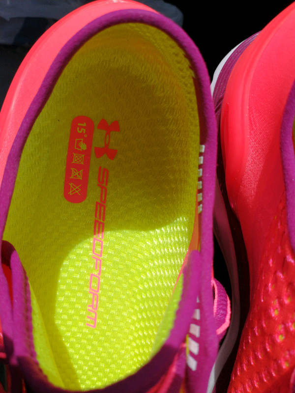 NEW!UnderArmour Women's 11(fit like 10) Speedform Gemini Runners in Women's - Shoes in Oakville / Halton Region - Image 3
