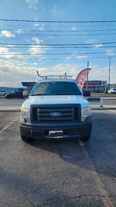 2010 Ford F150 with Maranda cap (LOW KMS)