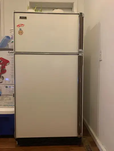 Free Admiral  fridge 61” x 31” x 27”, View more