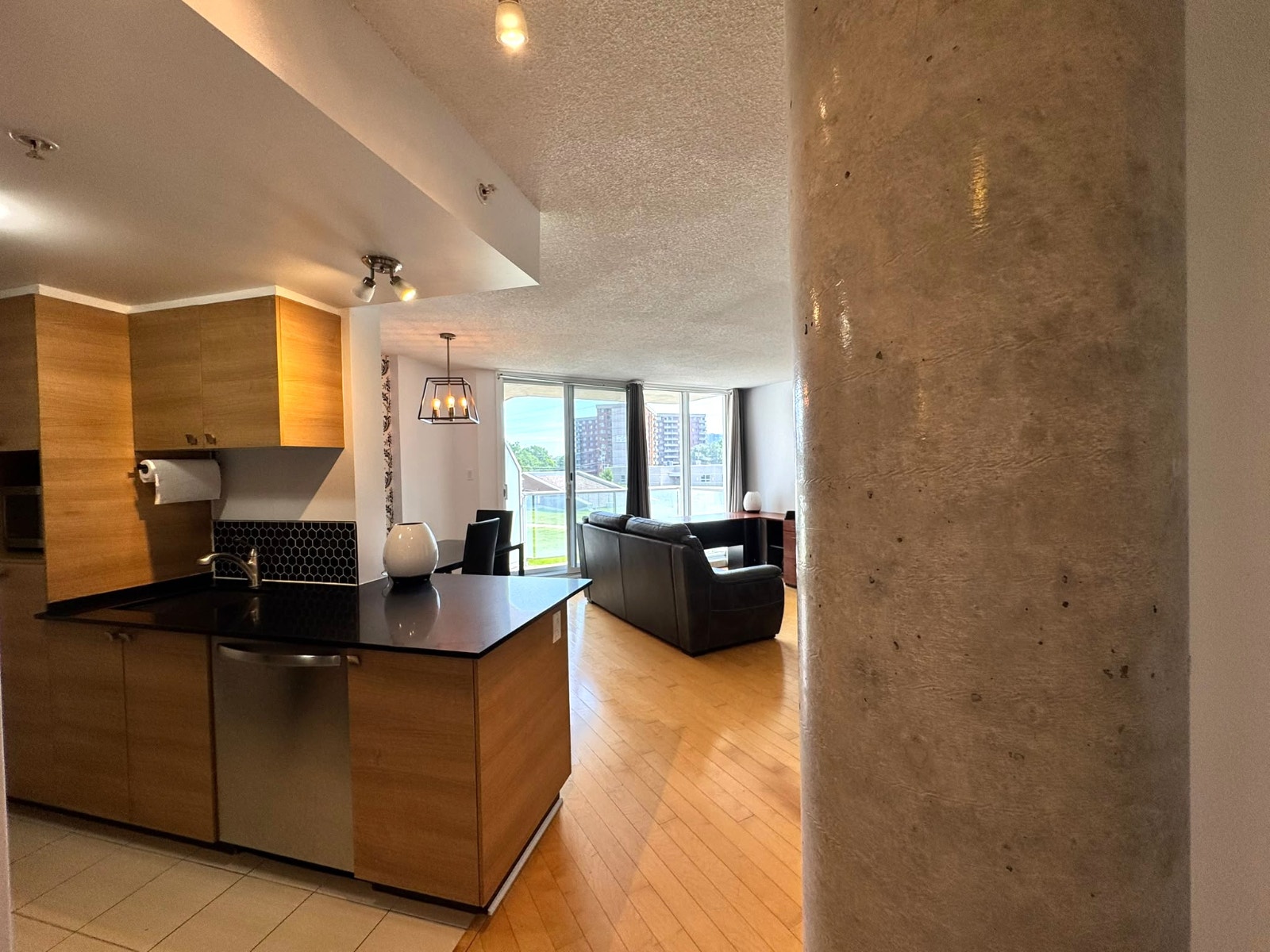10550 Boulevard de l'Acadie — photo 1