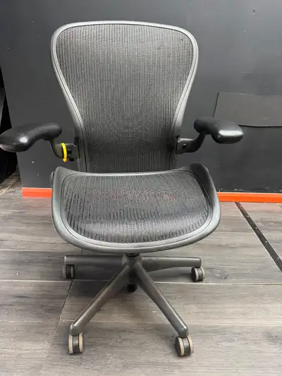 Herman Miller Aeron Chair Size B, View more