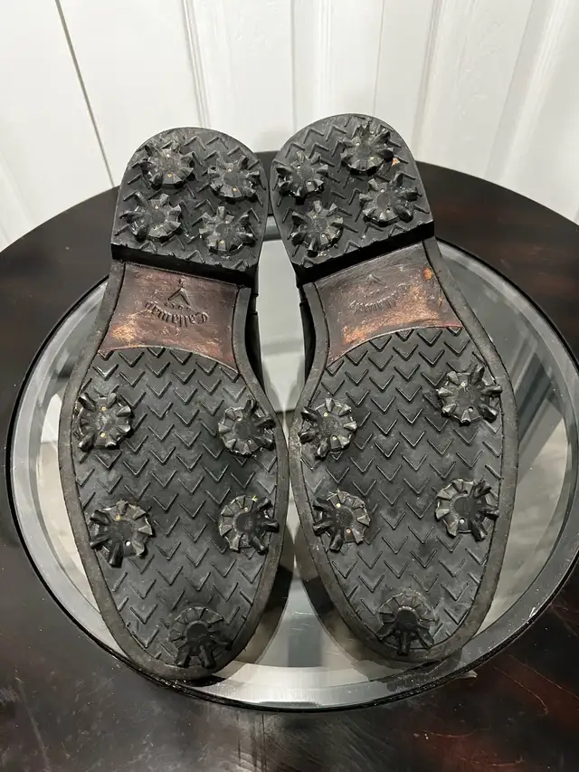 Callaway Tour Men's Sz 9 Lace Up Black Leather Golf Shoes in Men's Shoes in Cape Breton - Image 10