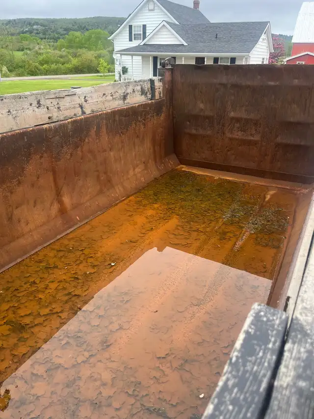 16’ Dump box (Beau Roc) in Heavy Trucks in Annapolis Valley - Image 5