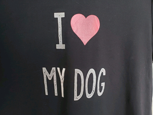 Chandail manches courtes I LOVE MY DOG dans Femmes - Hauts et vêtements d'extérieur  à Laval/Rive Nord - Image 2