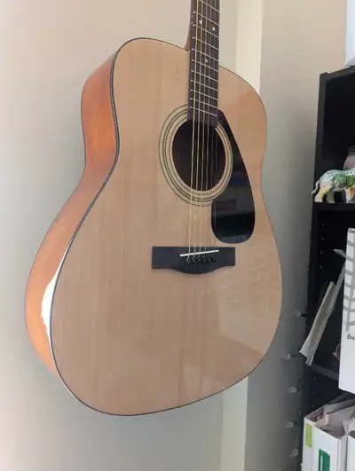 3 acoustic Guitars, View more