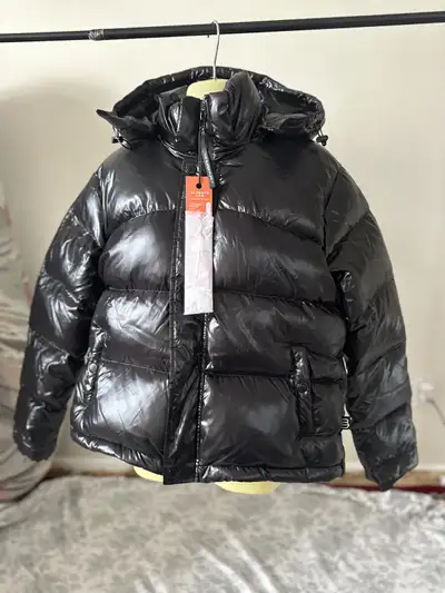 Aritzia The Super Puff™ Original, View more