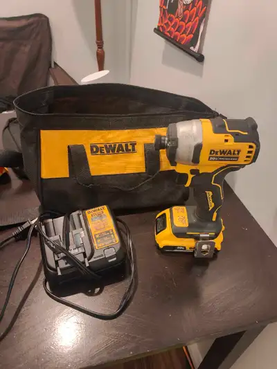 DeWalt 20V Brushless Impact Driver & Bag, View more