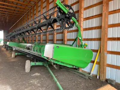 35ft Zurn headers. Great for Straight cut canola! 2019 model Field ready Comes with extra parts Prev...