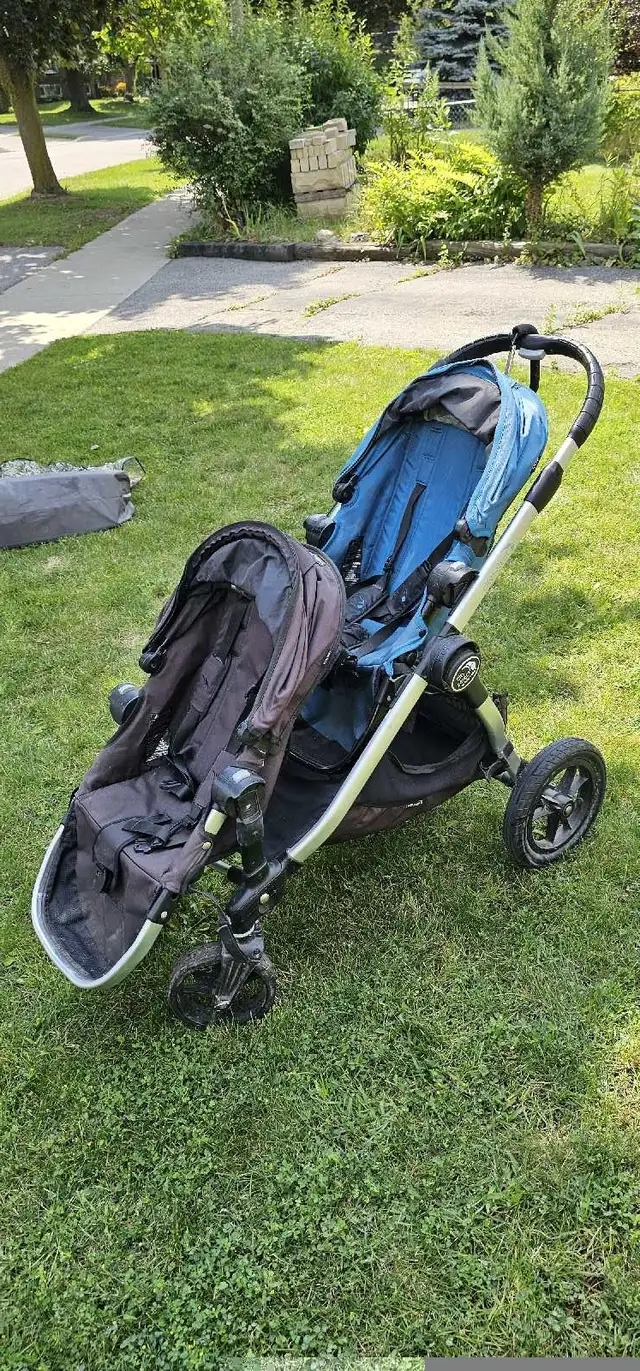 Baby Jogger City Select - double stroller with bassinet (used) in Strollers, Carriers & Car Seats in Mississauga / Peel Region - Image 3