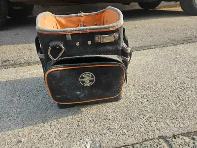 Klein Tote, View more