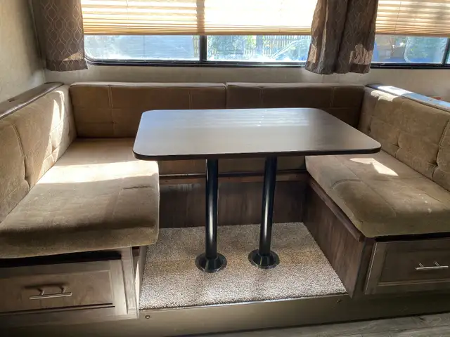 Trailer 2018 Grey Wolf in Travel Trailers & Campers in Regina - Image 3