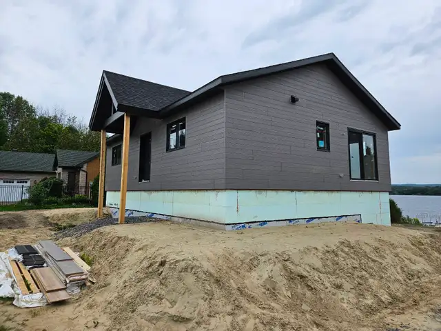 BUILD SOMETHING BIG581490785073254403