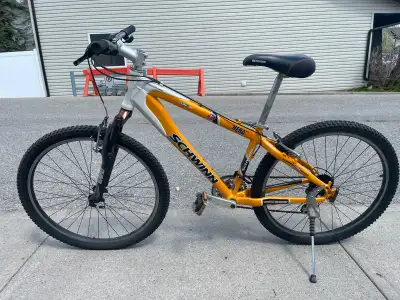 Schwinn Mountain Bike 606T1, View more