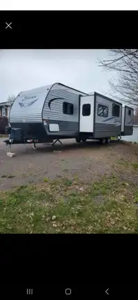 2018 32ft zinger travel trailer