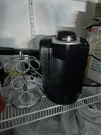 Keurig coffee maker (like new), View more