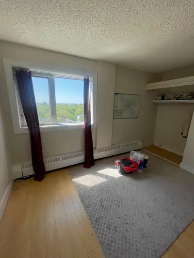 IMMEDIATE SUBLET available now or April 1st✨ A private room is available in a 3-bedroom apartment on...