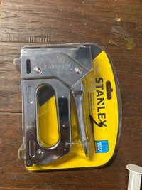 Staple Gun 