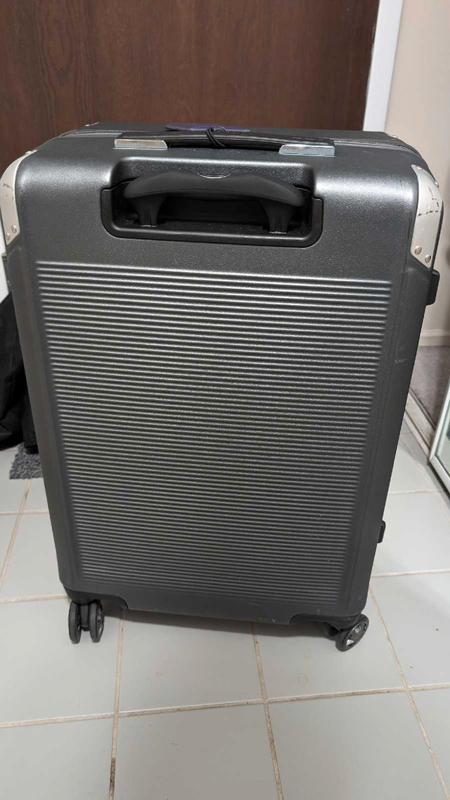 Travelpro Platinum Elite 25" MEDIUM Luggage in Other in City of Toronto - Image 4