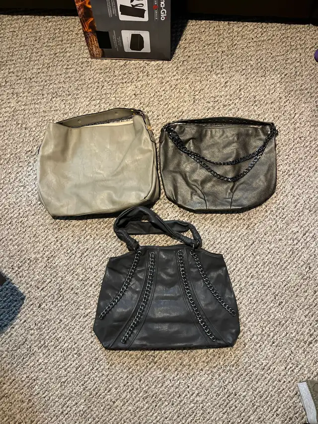 Tote bags (purses) in Women's - Bags & Wallets in Windsor Region - Image 2