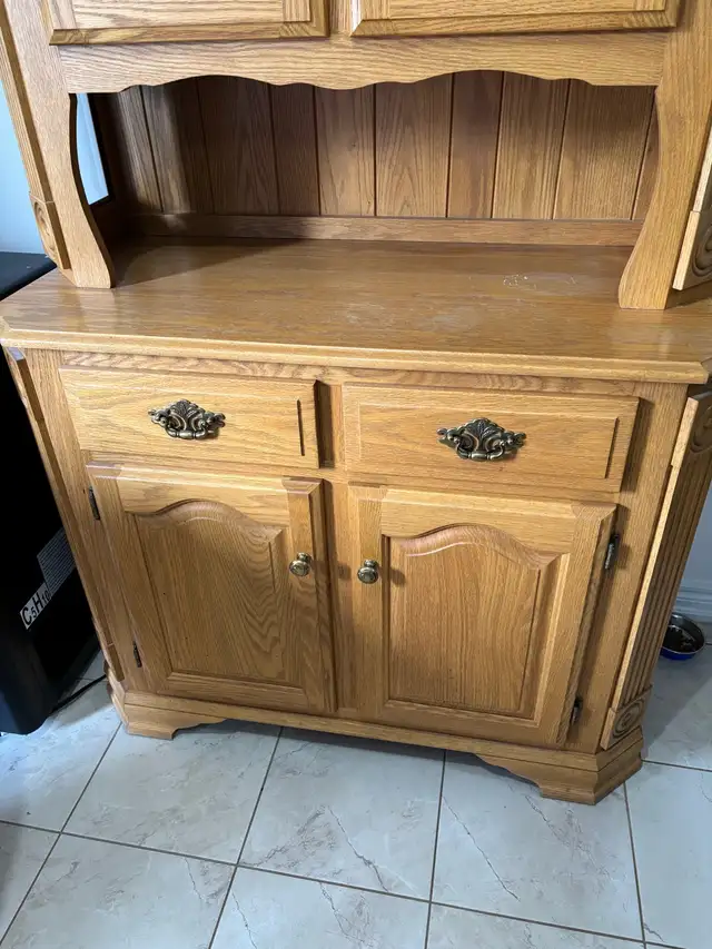 Oak China Cabinet63735878363907122