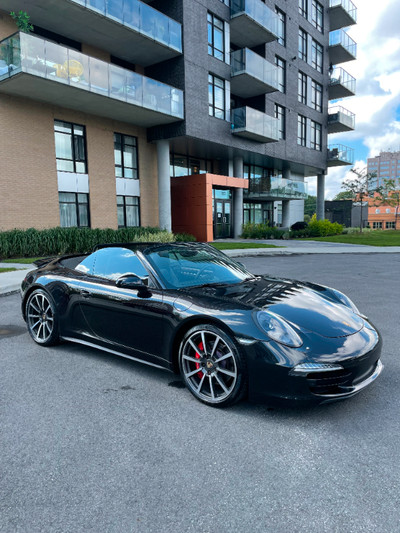 Porsche 911 C4S Convertible 2014