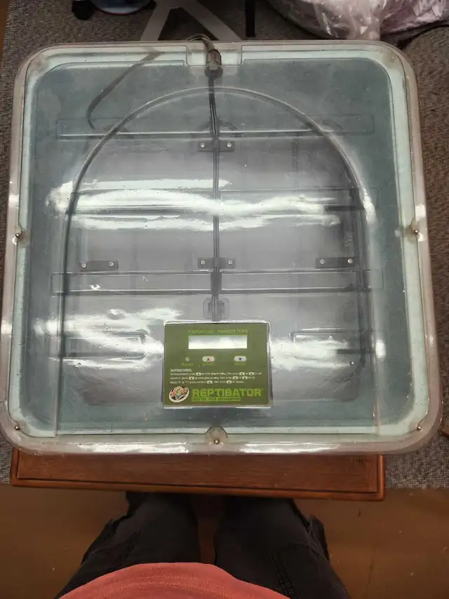 Egg Incubator in Accessories in Brantford - Image 2