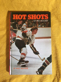 Hot Shots of Pro Hockey by Walt MacPeek (c) 1975