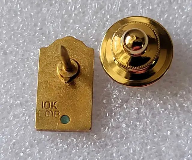 Vintage 10k Gold/ Emerald Whitby General Hospital Service Pin in Arts & Collectibles in Oshawa / Durham Region - Image 3