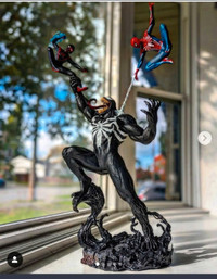 Statue 19" Spider-Man 2 Venom Miles Morales Collector’s 