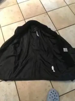 MENS SPRING / FALL JACKET in Men's in City of Montréal - Image 3
