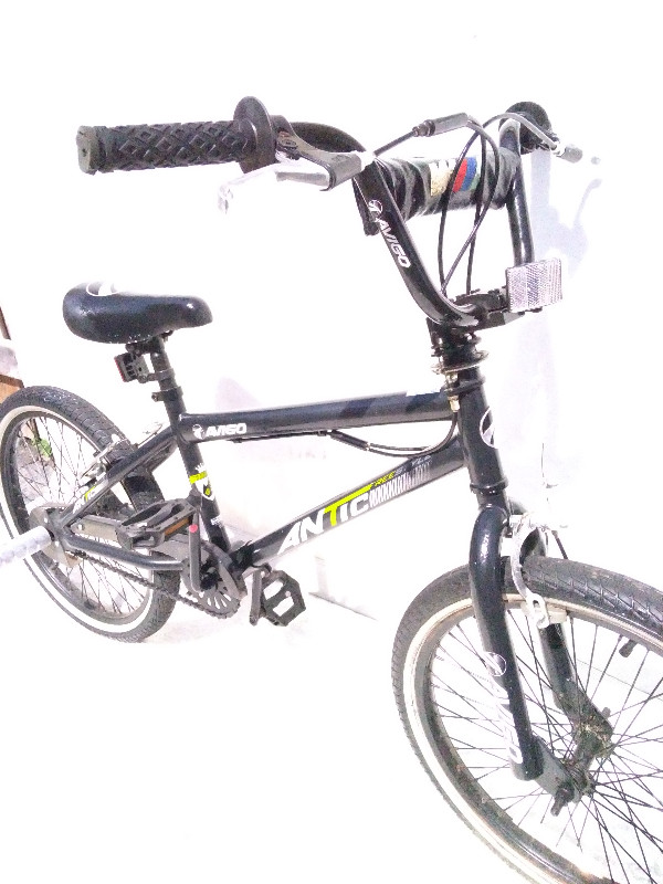 20 inch tires AVIGO Single Speed BMX Bike 59 year old BMX City of