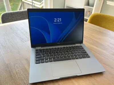Dell Latitude 5330 - 13in -16GB RAM, 256GB NVME, Intel i5 1.6GHz, View more