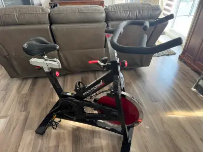 Bicyclette Stationnaire, View more