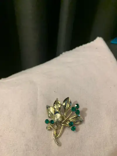 Brooch vintage, View more
