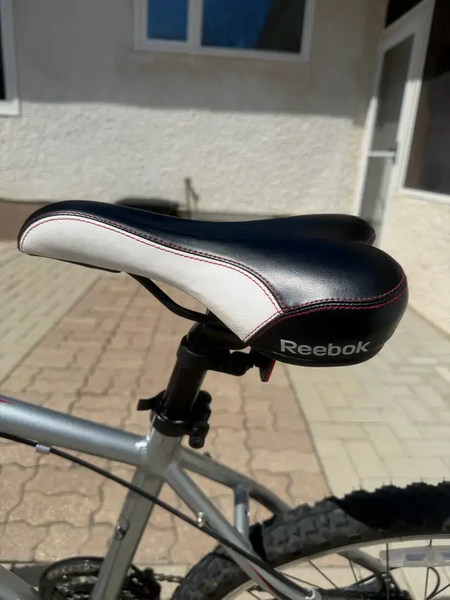 Reebok Rush 21 speed Mountain bike in Mountain in Winnipeg - Image 4