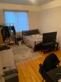 Large Room For Rent In Montreal
