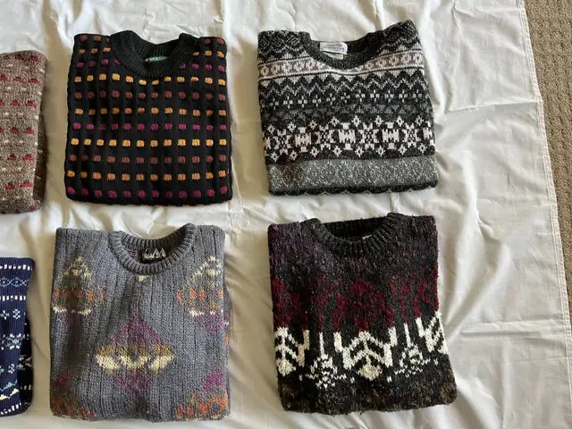 Men's Sweater in Men's in St. Albert - Image 7