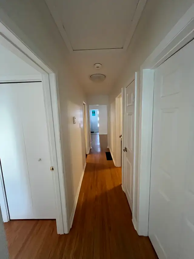 Room for Rent – $800/month | Friendly, Respectful Home in Short Term Rentals in Peterborough - Image 28