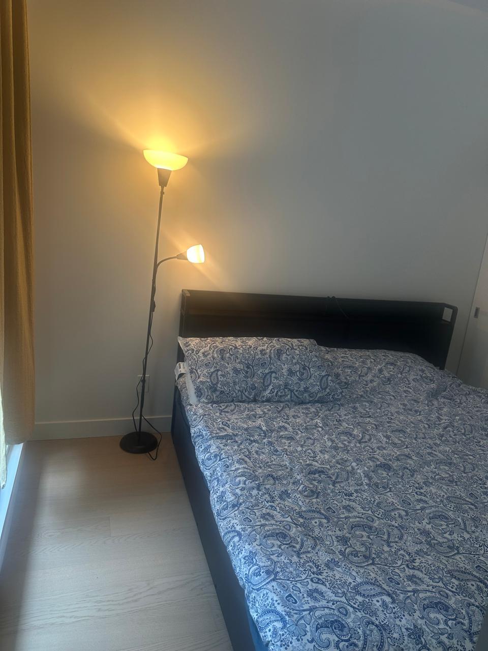1 bedroom hall kitchen + den + patio available for sub lease — photo 3